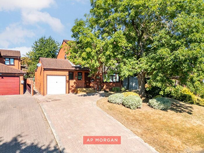 4 Bedroom Detached House For Sale In Batsford Close, Wirehill, Redditch, Worcestershire, B98