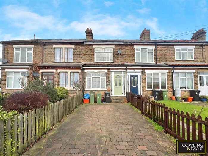 3 Bedroom Terraced House To Rent In Compton Terrace, Wickford, SS11