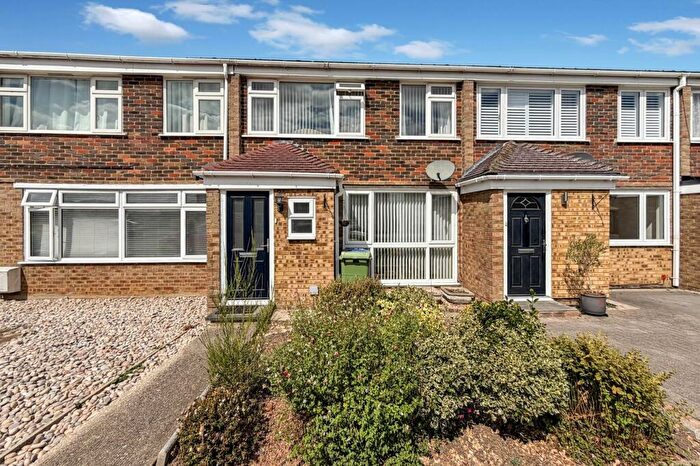 3 Bedroom Terraced House For Sale In Landrail Road, Lower Halstow, Sittingbourne, ME9