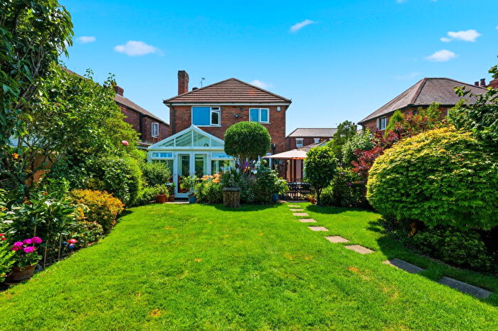 3 Bedroom Detached House For Sale In Norman Road, Nottingham, Nottinghamshire, NG3