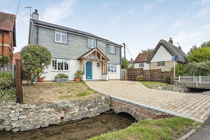 4 Bedroom Detached House For Sale In High Street, Chalgrove, OX44