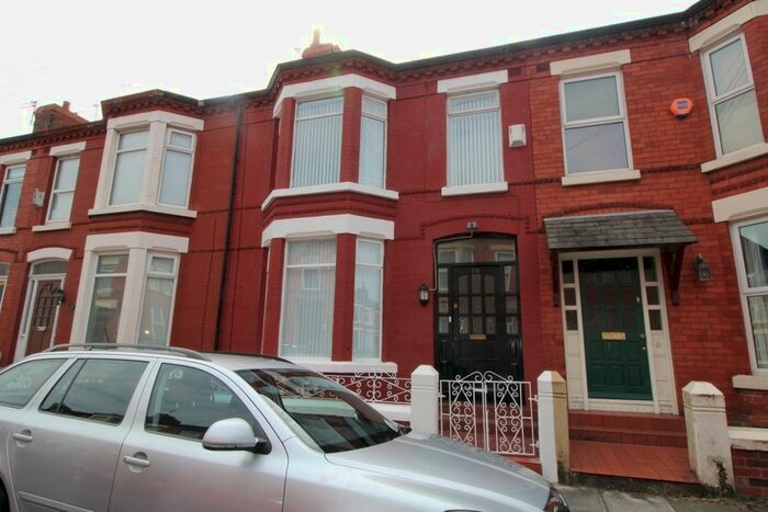 3 Bedroom Terraced House To Rent In Grovedale Road, Mossley Hill L18