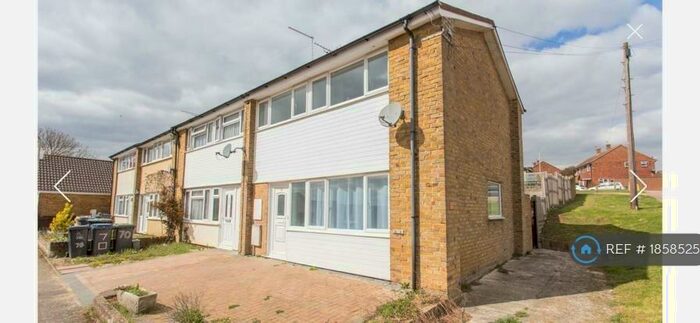 3 Bedroom End Of Terrace House To Rent In Franklyn Road, Canterbury, CT2