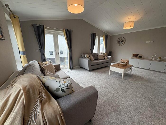 2 Bedroom Property For Sale In The Newmarket, Sandy Bay, SS8