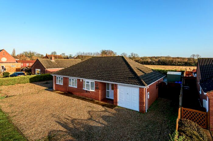 3 Bedroom Detached Bungalow For Sale In Chapel Lane, Mareham-Le-Fen, Boston, PE22