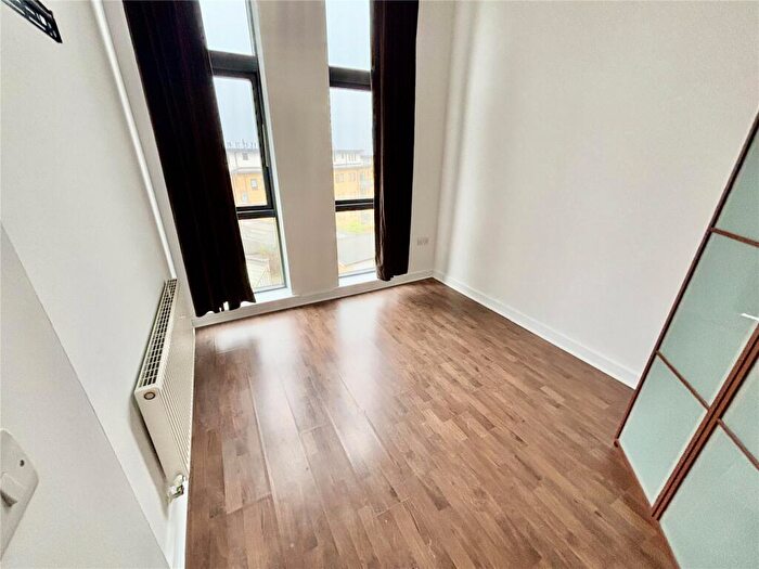 2 Bedroom Apartment To Rent In Park Lane, Waterstone Park, Greenhithe, Kent, DA9