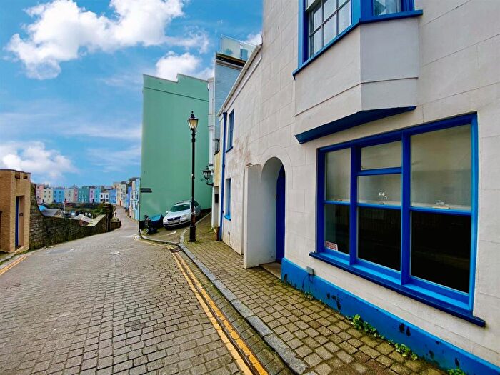 1 Bedroom Cottage For Sale In Crackwell Street, Tenby, SA70