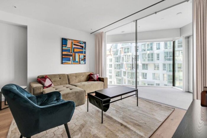 2 Bedroom Flat For Sale In Electric Boulevard, London, SW11