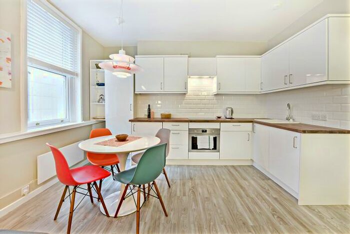 1 Bedroom Flat To Rent In New Cavendish Street, Fitzrovia, London, W1W