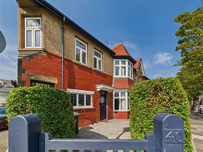 4 Bedroom Semi-Detached House To Rent In Marine Gardens, Whitley Bay, NE26