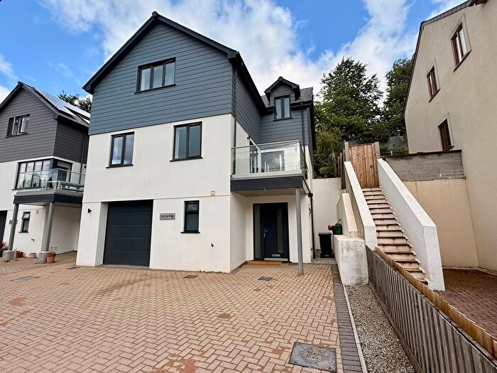 4 Bedroom Detached House For Sale In Old Station Road, Liskeard, PL14
