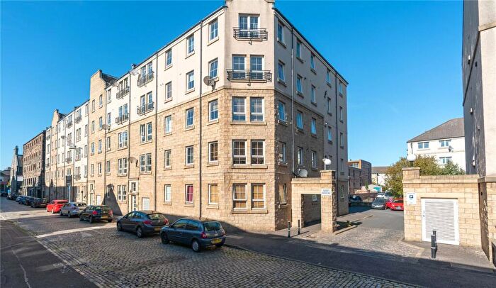 2 Bedroom Retirement Property To Rent In Mitchell Street, Edinburgh, EH6