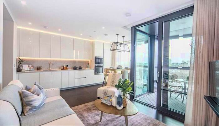 2 Bedroom Apartment To Rent In Charles Clowes Walk, London, SW11