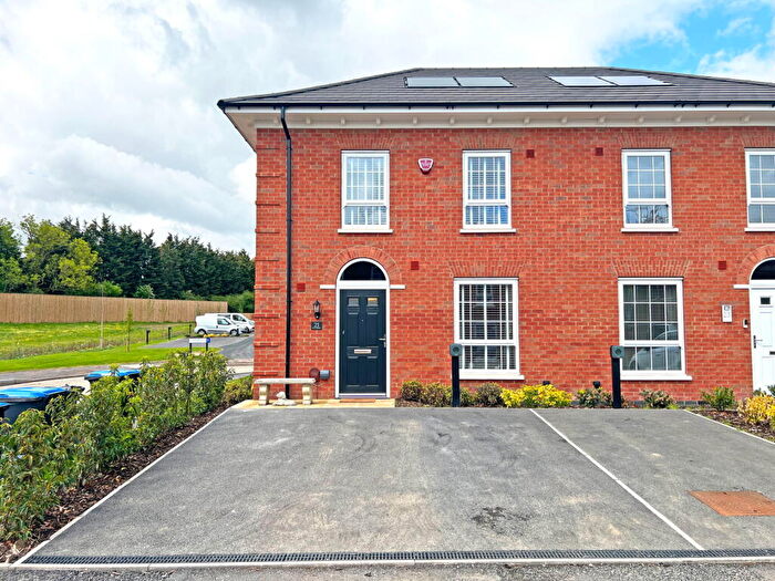 1 Bedroom Semi-Detached House For Sale In Oat Road, Burbage, Leicestershire, LE10