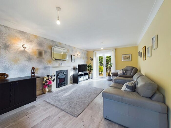 4 Bedroom Detached House For Sale In Vokes Close, Little Billing, Northampton, NN3