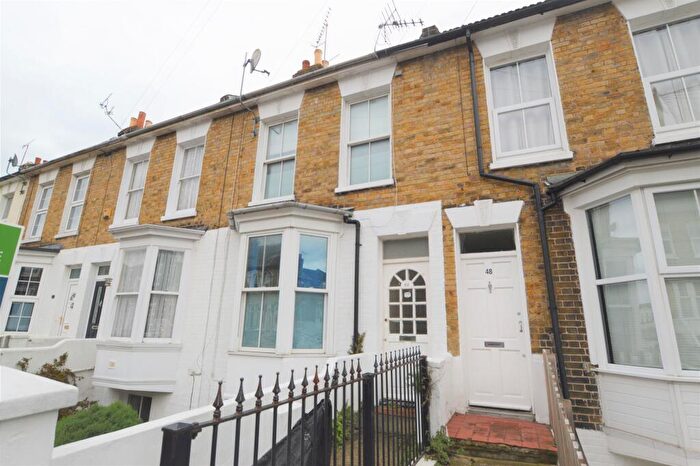 2 Bedroom Maisonette To Rent In Duncan Road, Ramsgate, Kent, CT11