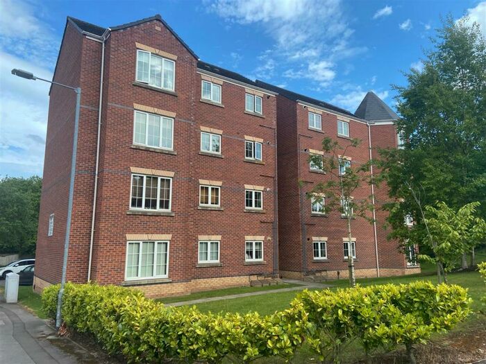 3 Bedroom Flat To Rent In Cobblestone Drive Berry Hill Mansfield Nottinghamshire, NG18