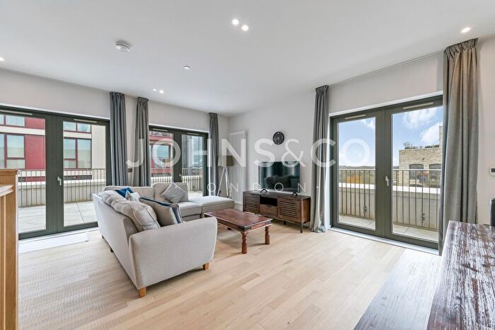 3 Bedroom Flat To Rent In The Brentford Project, Brentford, London, TW8