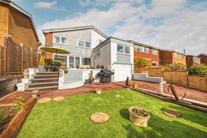 5 Bedroom Detached House For Sale In Lodge Drive, Belper, DE56