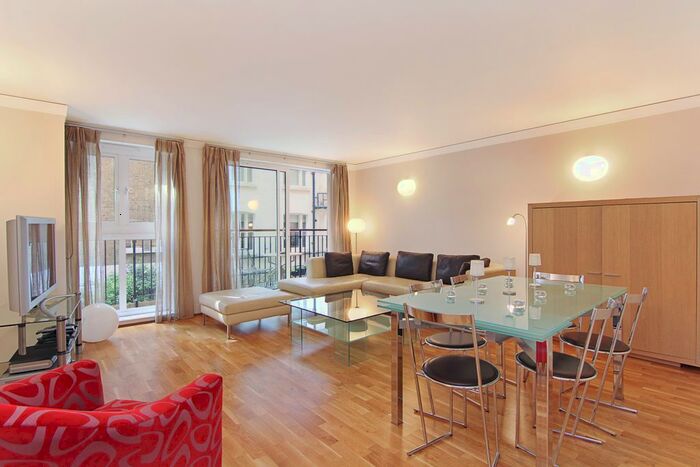 2 Bedroom Flat To Rent In Artillery Mansions, Victoria Street, London, SW1H