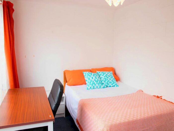 5 Bedroom Property To Rent In Crossways, Canterbury CT2