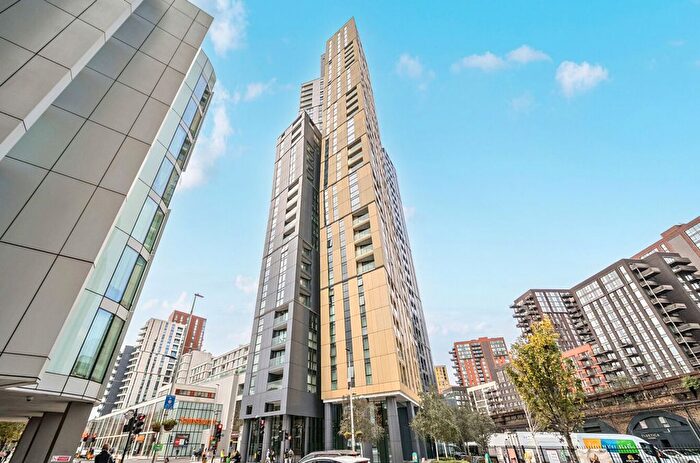 2 Bedroom Property For Sale In Wandsworth Road, Gladwin Tower, SW8