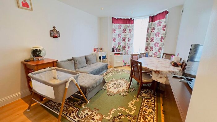 1 Bedroom Maisonette To Rent In Stirling Road, Wealdstone, HA3