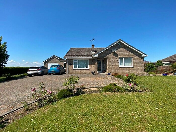 3 Bedroom Detached Bungalow For Sale In Travida, Obthorpe, Thurlby, PE10