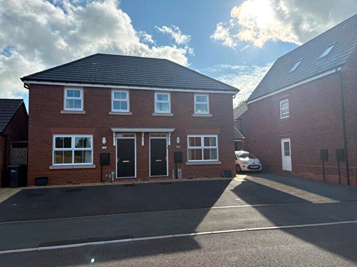 3 Bedroom Semi-Detached House For Sale In Sorrel Close, Uttoxeter, ST14