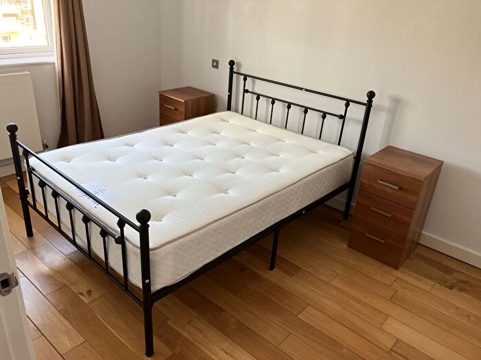 1 Bedroom Flat To Rent In Holly Court, John Harrison Way, Greenwich, London, SE10