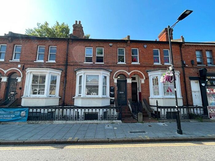 3 Bedroom Block Of Flats For Sale In Clarence Street, Southend-On-Sea, Essex, SS1