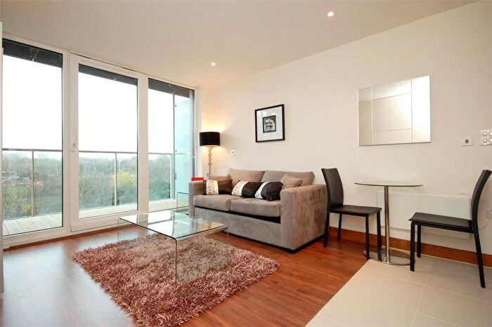 Apartment To Rent In Lanson Building, Queenstown Road, London, SW11