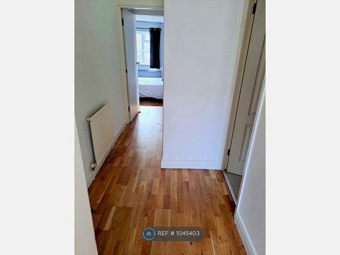 1 Bedroom Flat To Rent In Heathfield Road, London, CR0