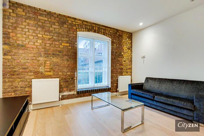 1 Bedroom Flat To Rent In Paisley Court, Dod Street, London, E14