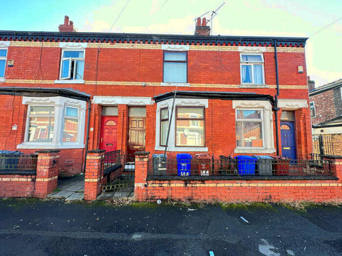 2 Bedroom Terraced House To Rent In Craig Road, Manchester, M18