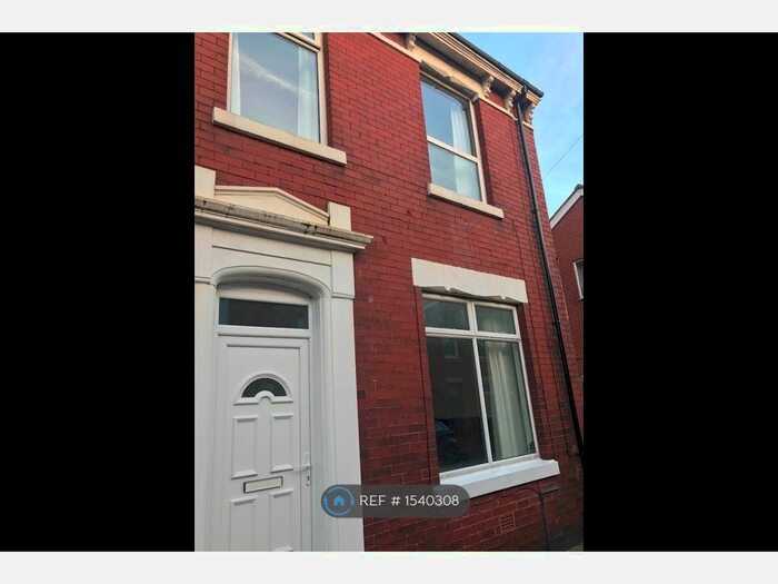 2 Bedroom End Of Terrace House To Rent In Emmanuel Street, Preston, PR1