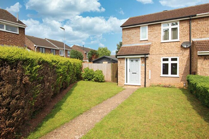 2 Bedroom End Of Terrace House To Rent In Alamein Court, Eaton Ford, PE19