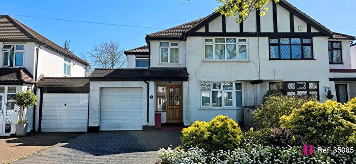 4 Bedroom Semi Detached House For Sale In Frankswood Avenue, Orpington, BR5