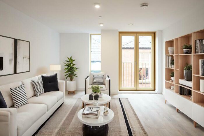 1 Bedroom Apartment To Rent In Flat :: The Quarters, M1