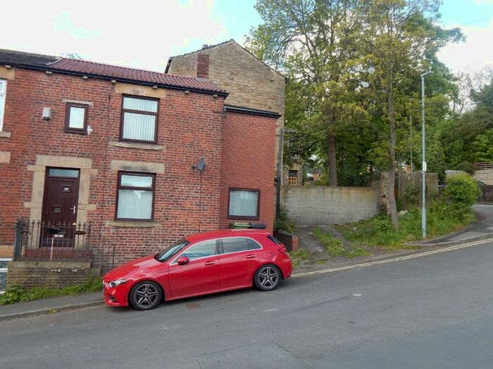 2 Bedroom Semi-Detached House To Rent In Wilson Wood Street, Batley, WF17