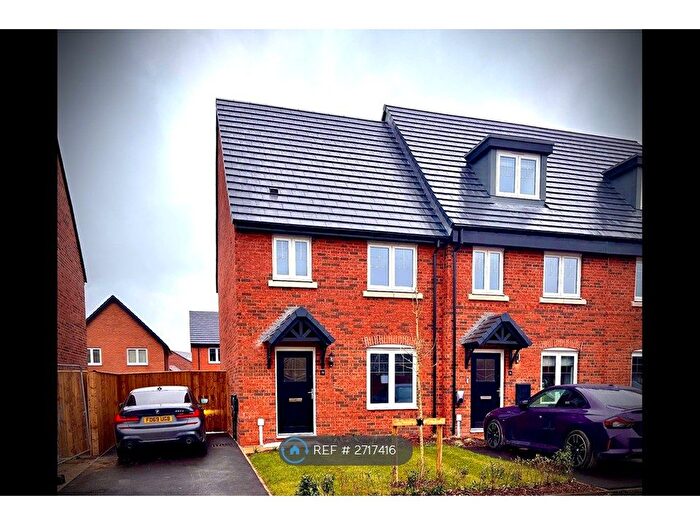 3 Bedroom Semi-detached House To Rent In Starling Way, Crewe, CW2