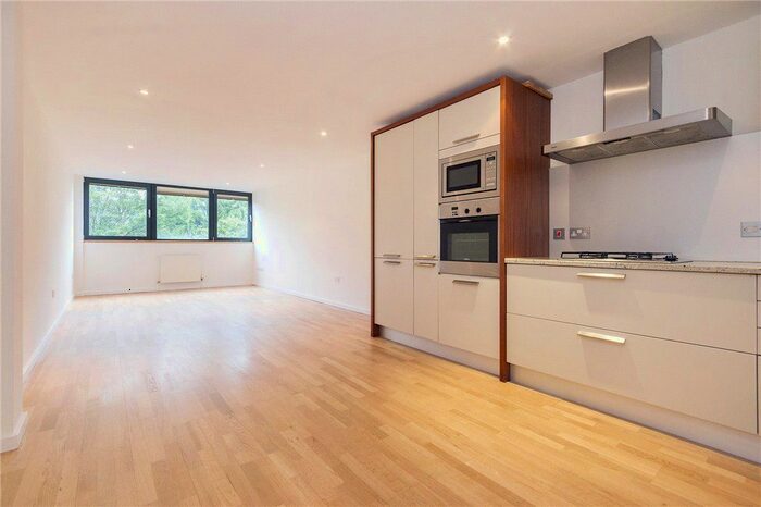 2 Bedroom Flat To Rent In Newhams Row, Bermondsey Street, SE1