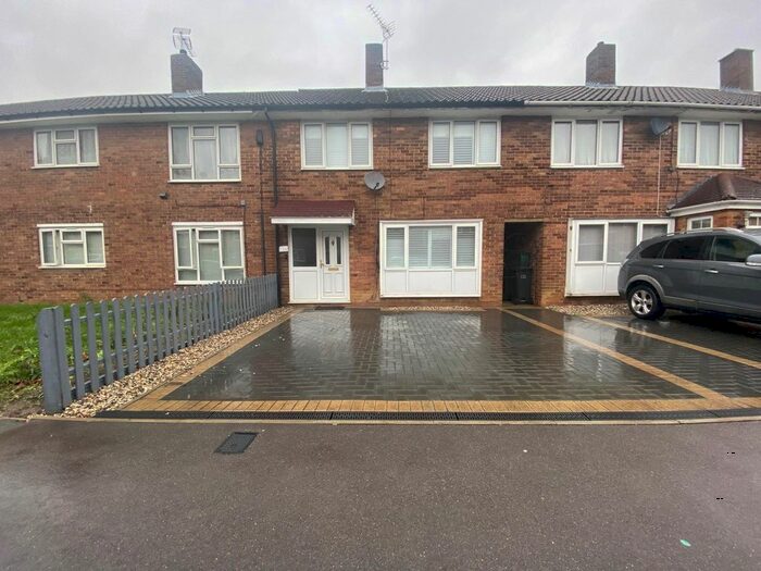 3 Bedroom Property To Rent In The Hides, Harlow CM20