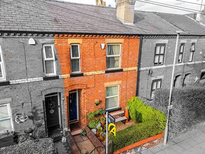 3 Bedroom Terraced House For Sale In Myddleton Lane, Winwick, WA2