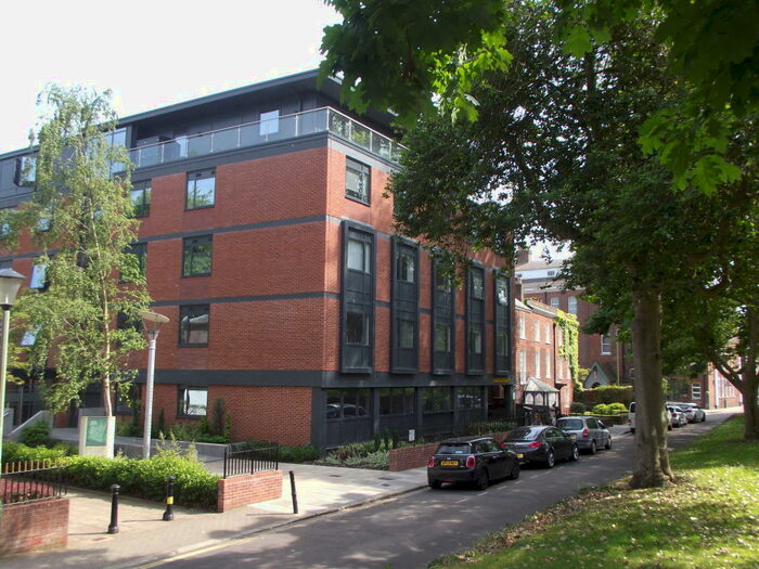 1 Bedroom Apartment To Rent In Princesshay, Exeter, EX1