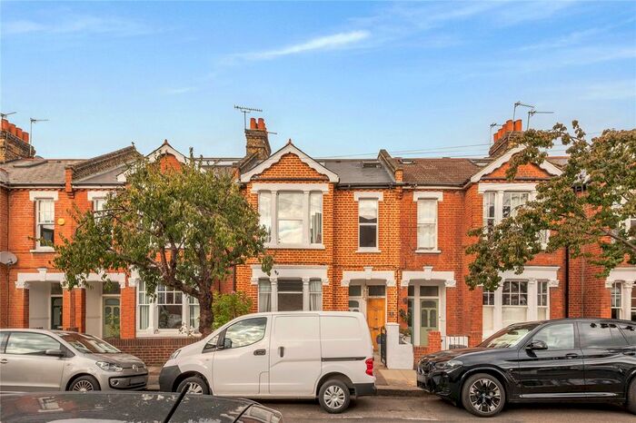 1 Bedroom Flat To Rent In Lyric Road, Barnes, London, SW13