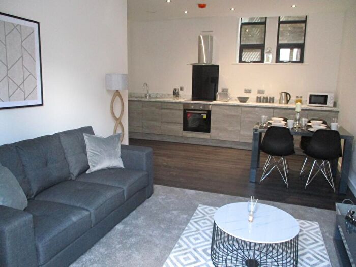 2 Bedroom Apartment To Rent In Captain Street, Bradford, BD1