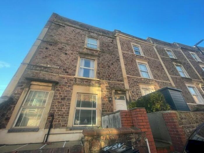 1 Bedroom Flat To Rent In Bellevue Crescent, Bristol, BS8