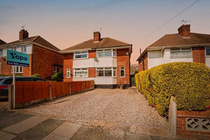 2 Bedroom Semi Detached House For Sale In Southgate Road, Birmingham, B44
