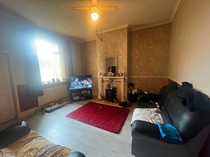 3 Bedroom End Of Terrace House For Sale In Lugsdale Road, Widnes, WA8